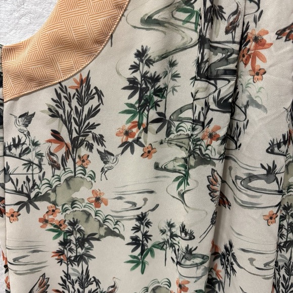 H&M Hummingbird Print Trapeze Top Flowy Boho Bird Blouse Women's Size Medium - Picture 2 of 10